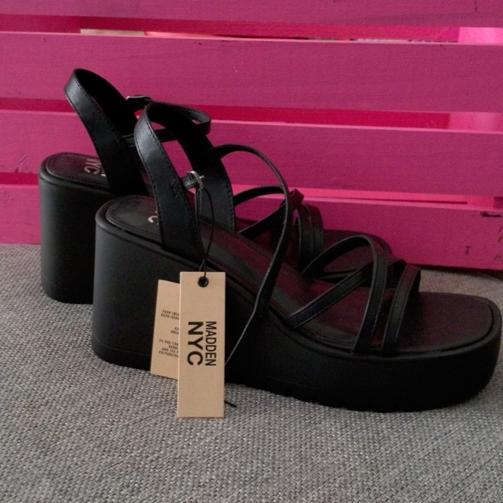 MADDEN NYC black platforms